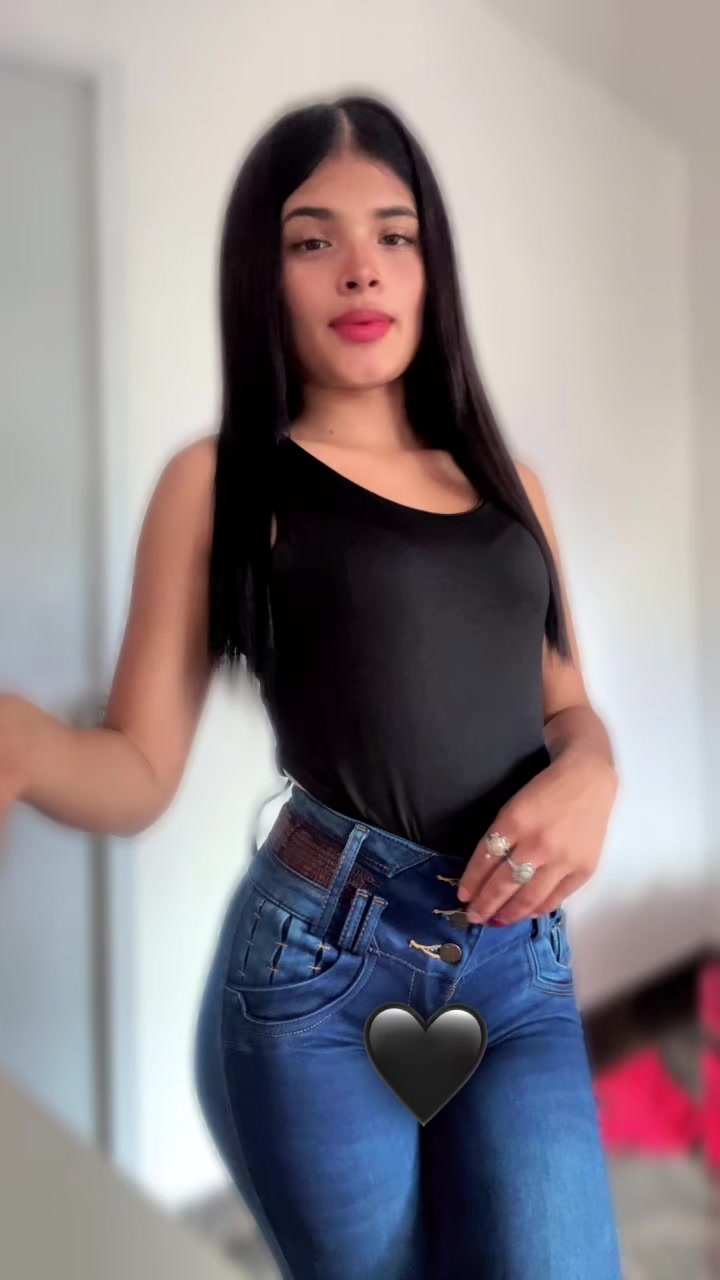 @ℰ𝓂𝒾𝓁𝓎🕷👸🏽