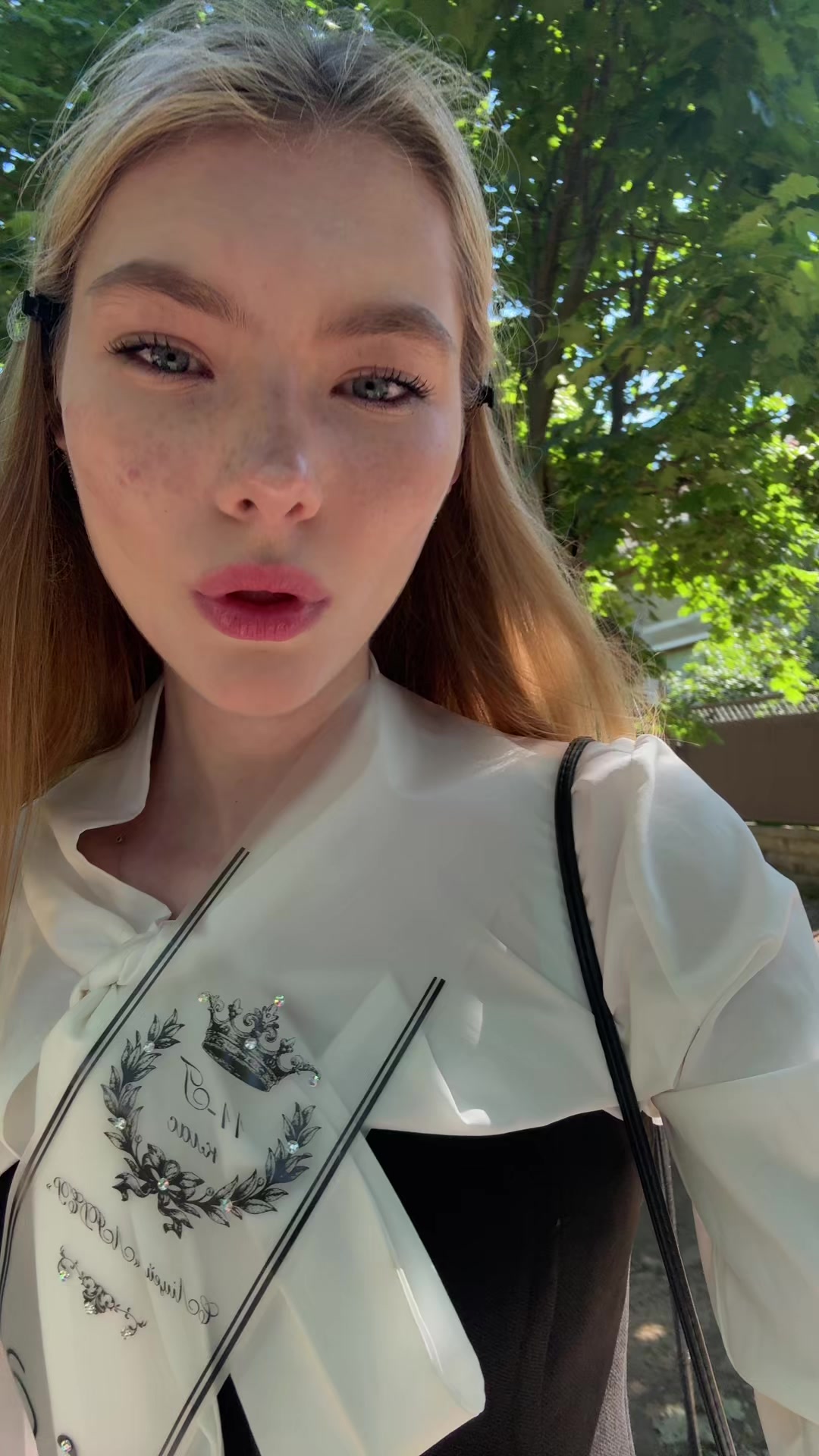 @🦢