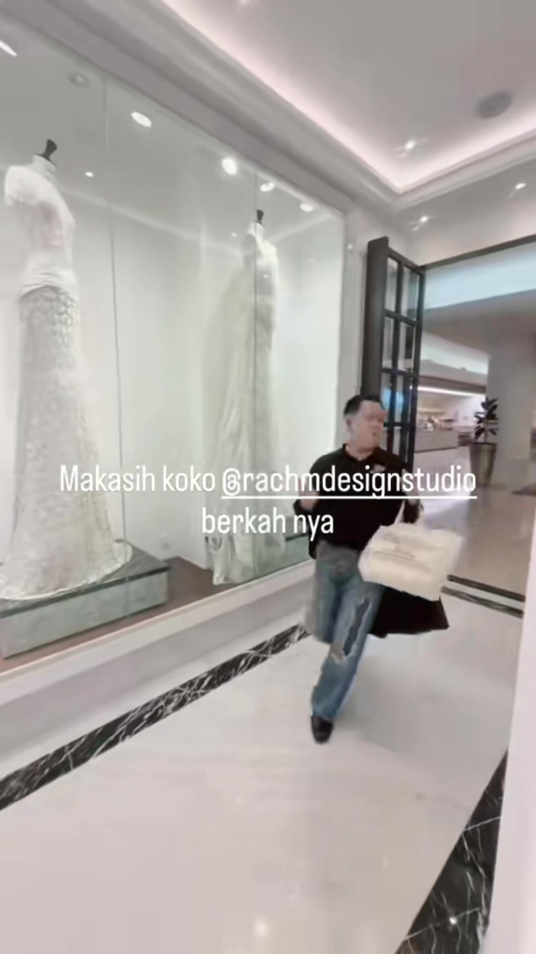 @HERU PRANATA THE DESIGNER W.