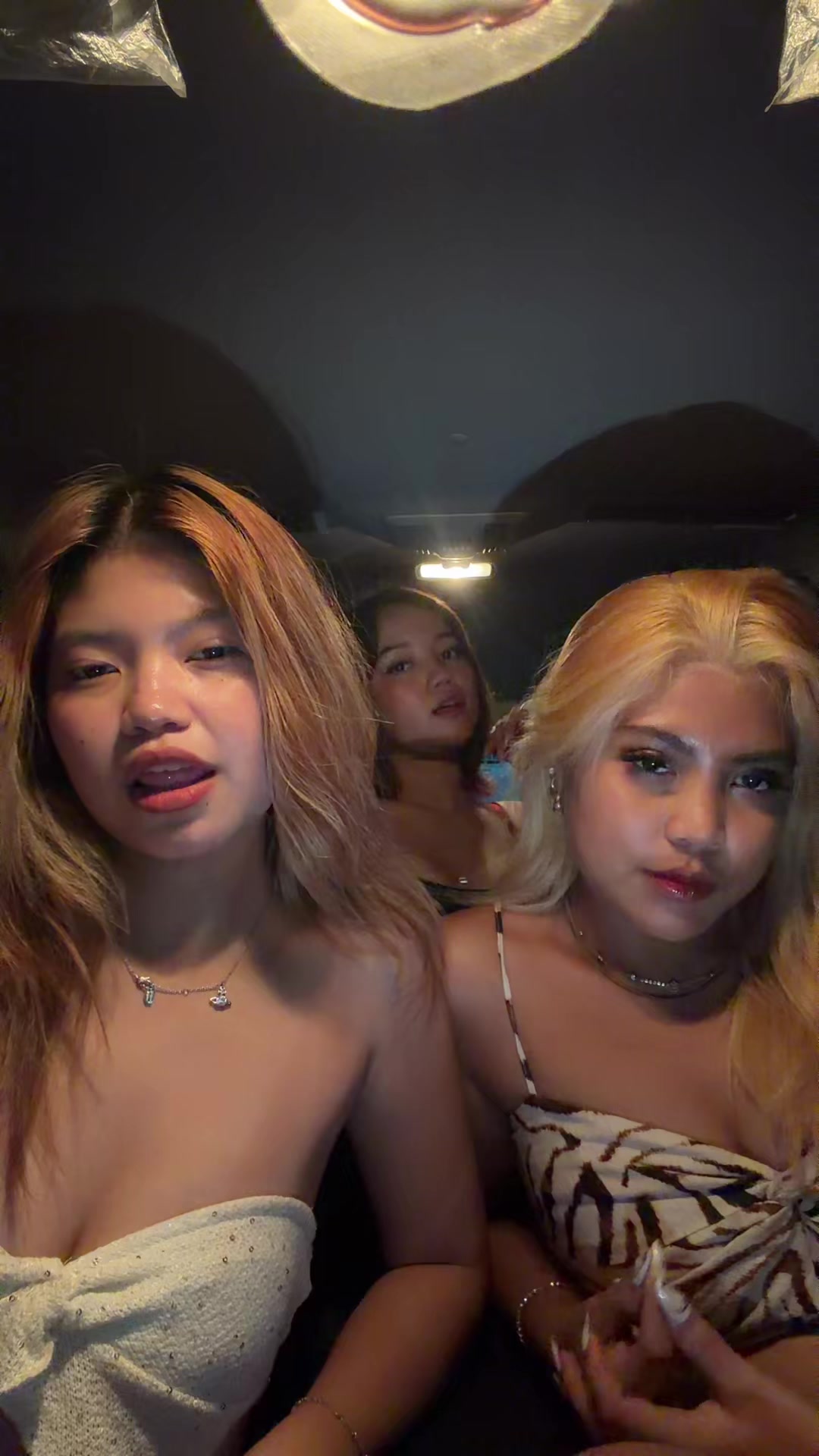 @natnat 🦋