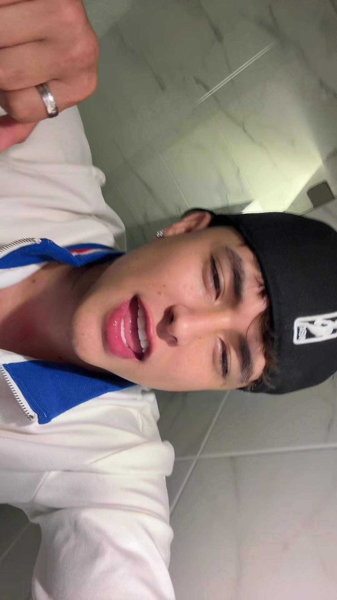 @Elmarquezzz_o