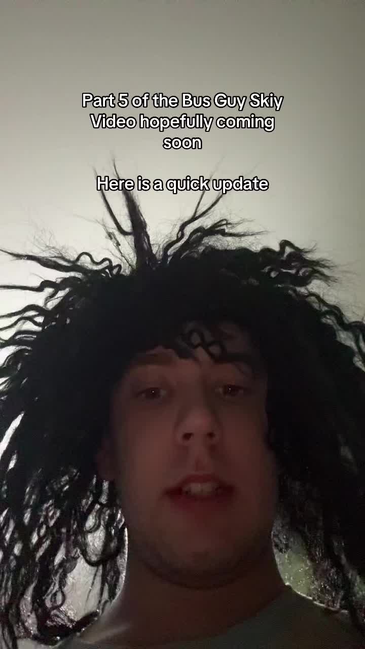 @ᗩᑌᔕTIᑎ 😎