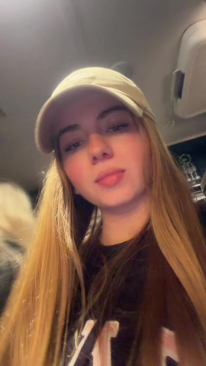 @Laura