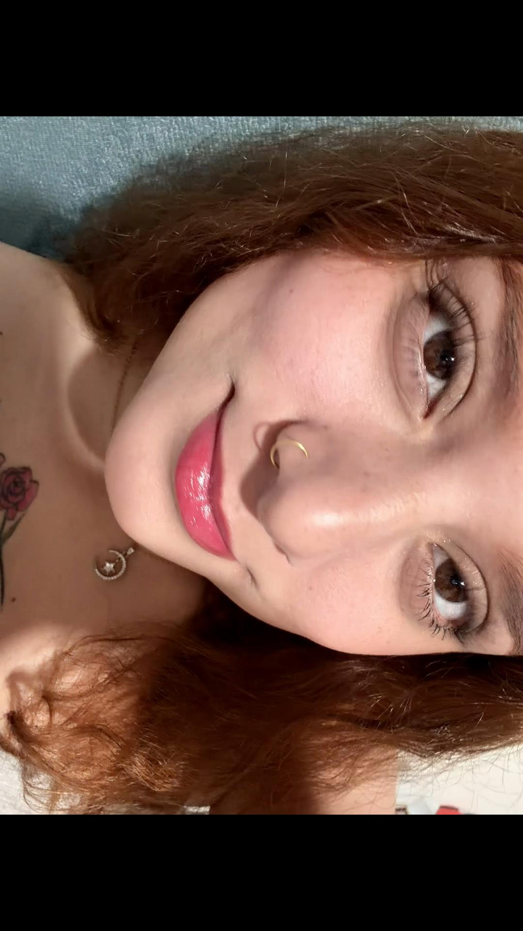 @𝑬𝒔𝒎𝒚💋
