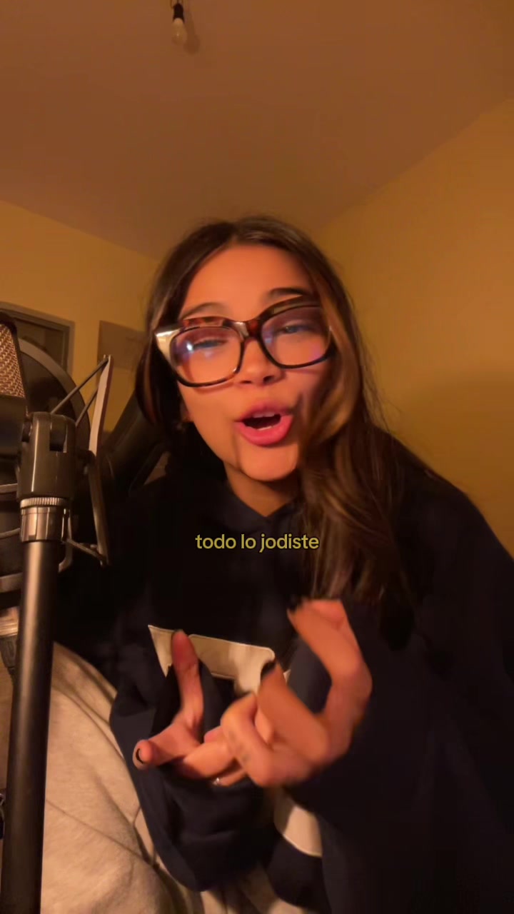 @LUANA🌙