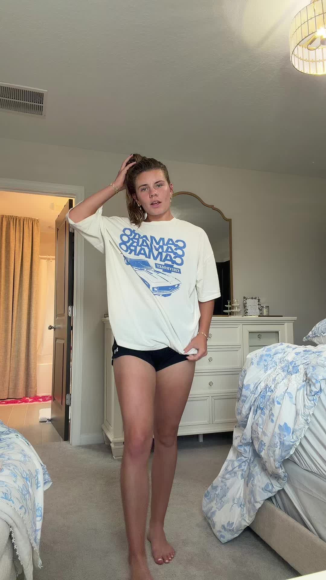 @JENNA🪩⚡️🫧