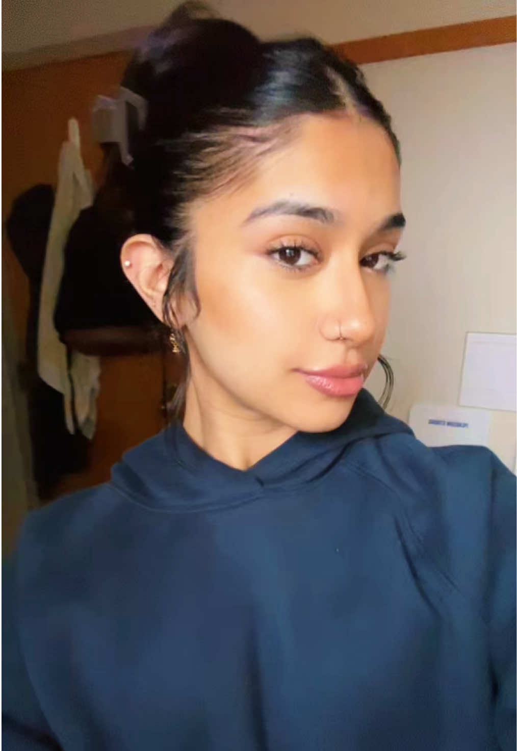 @𝒥