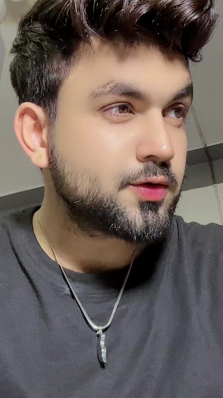 @ŠH E I خ 🔥