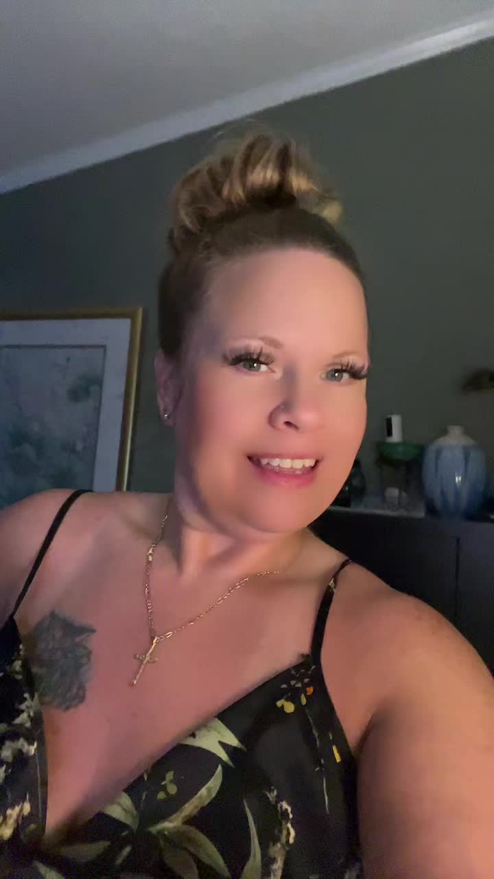 @Juicyjennjenn