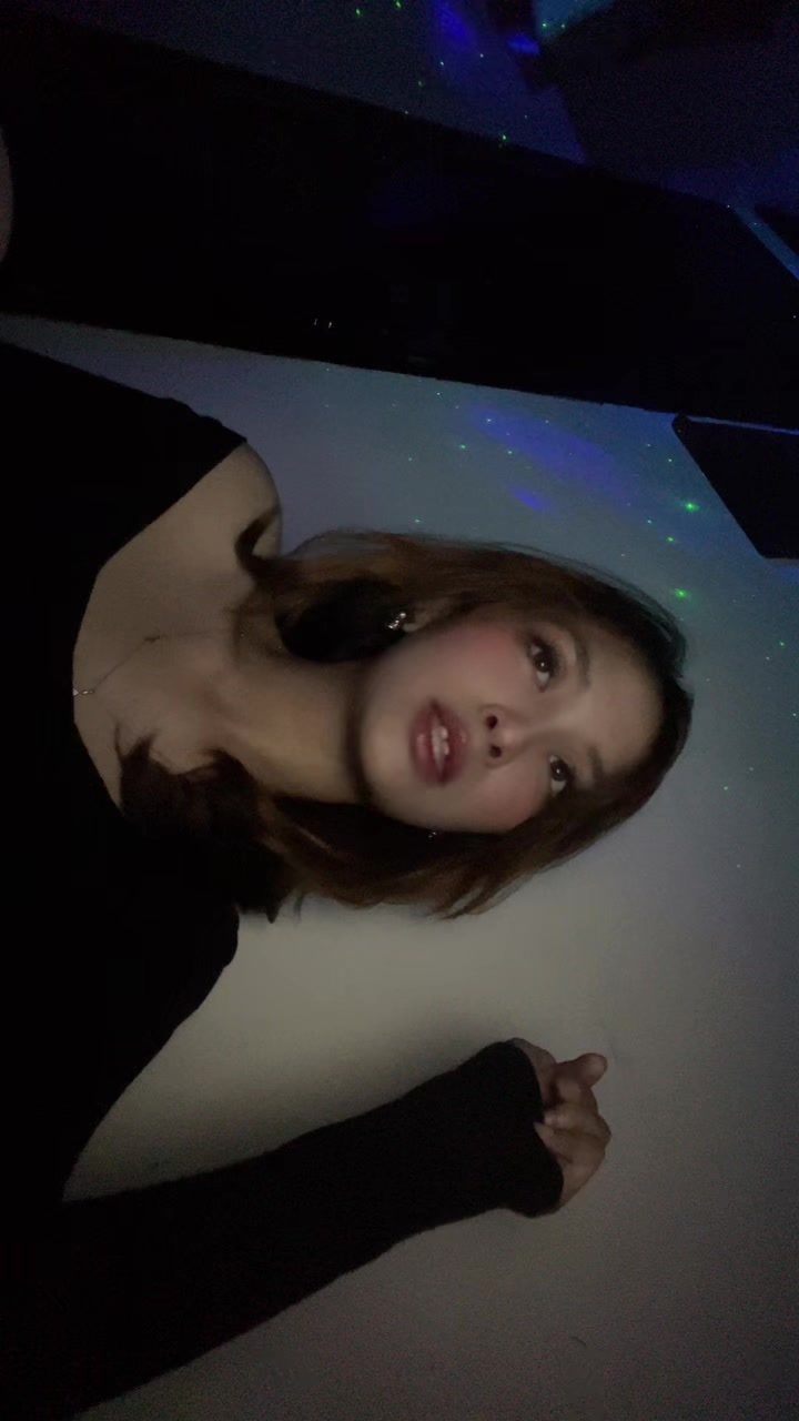 @4iN