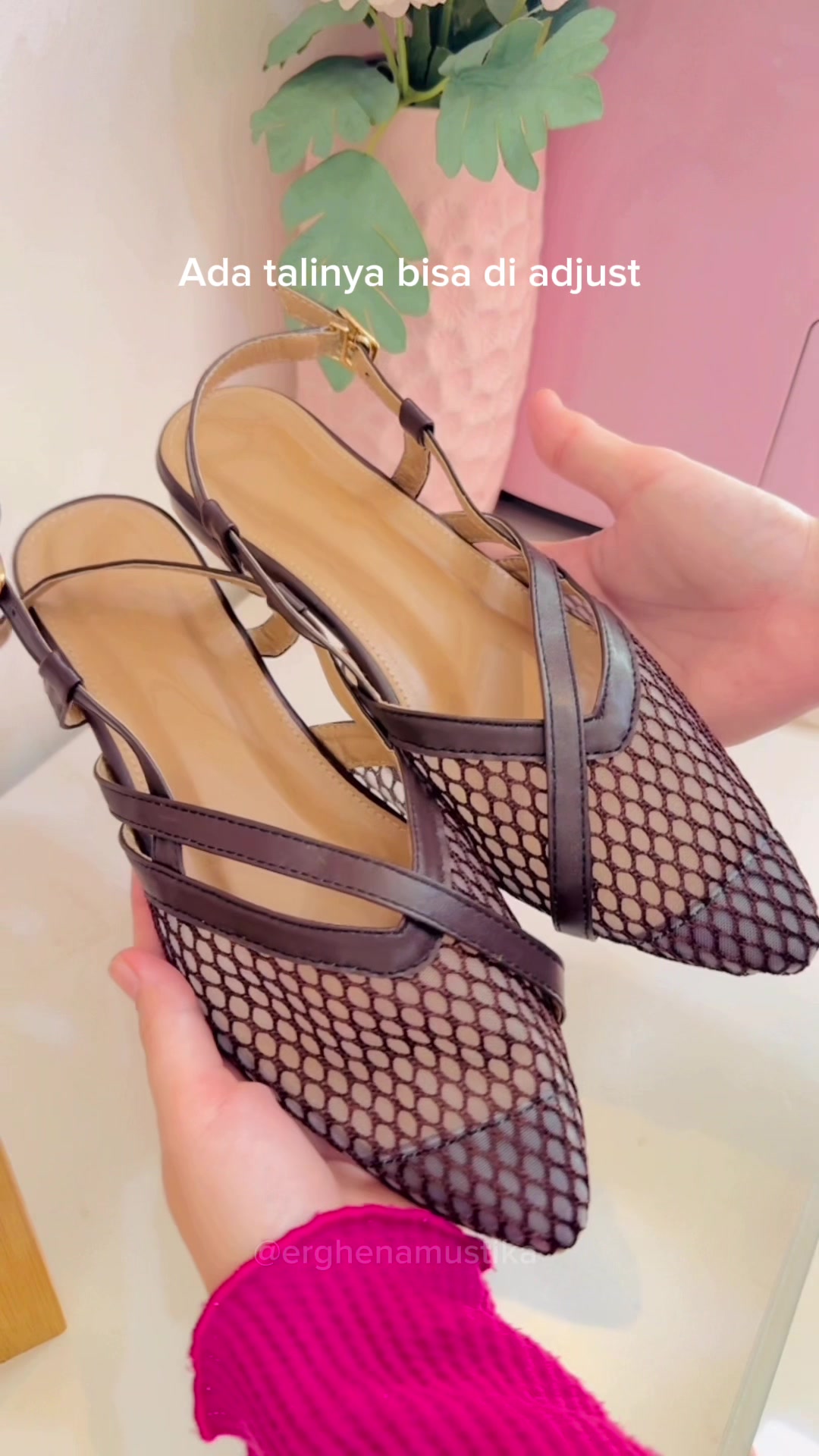 @IG : @erghenamustika