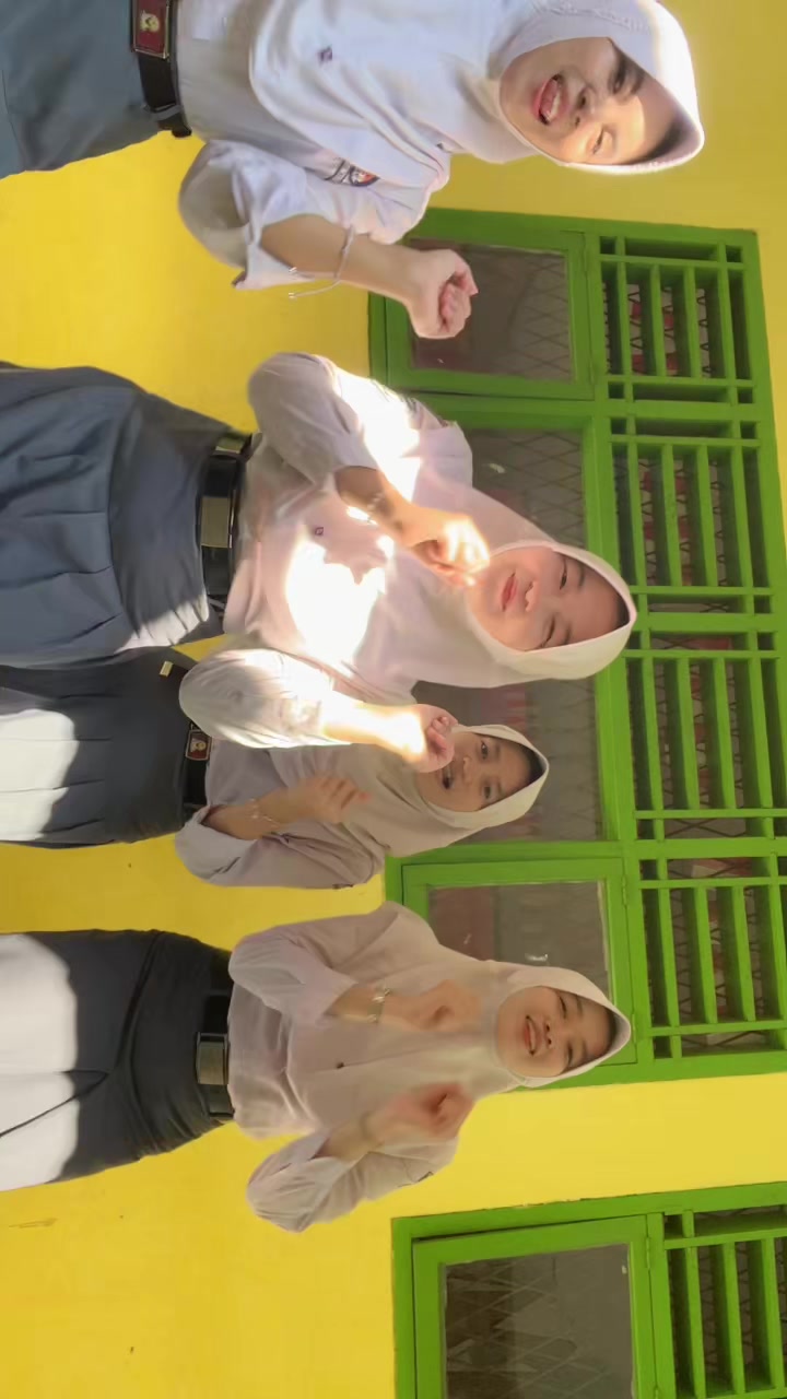 @kayla_khairani❁