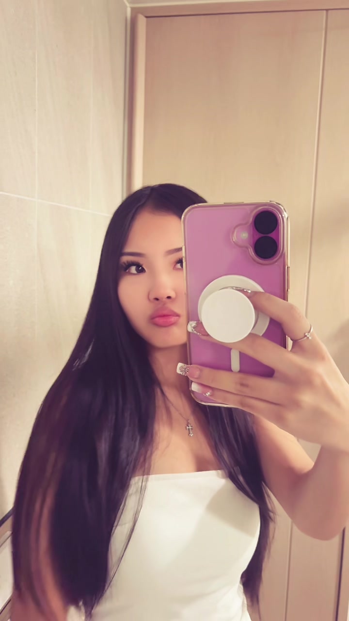 @🀢