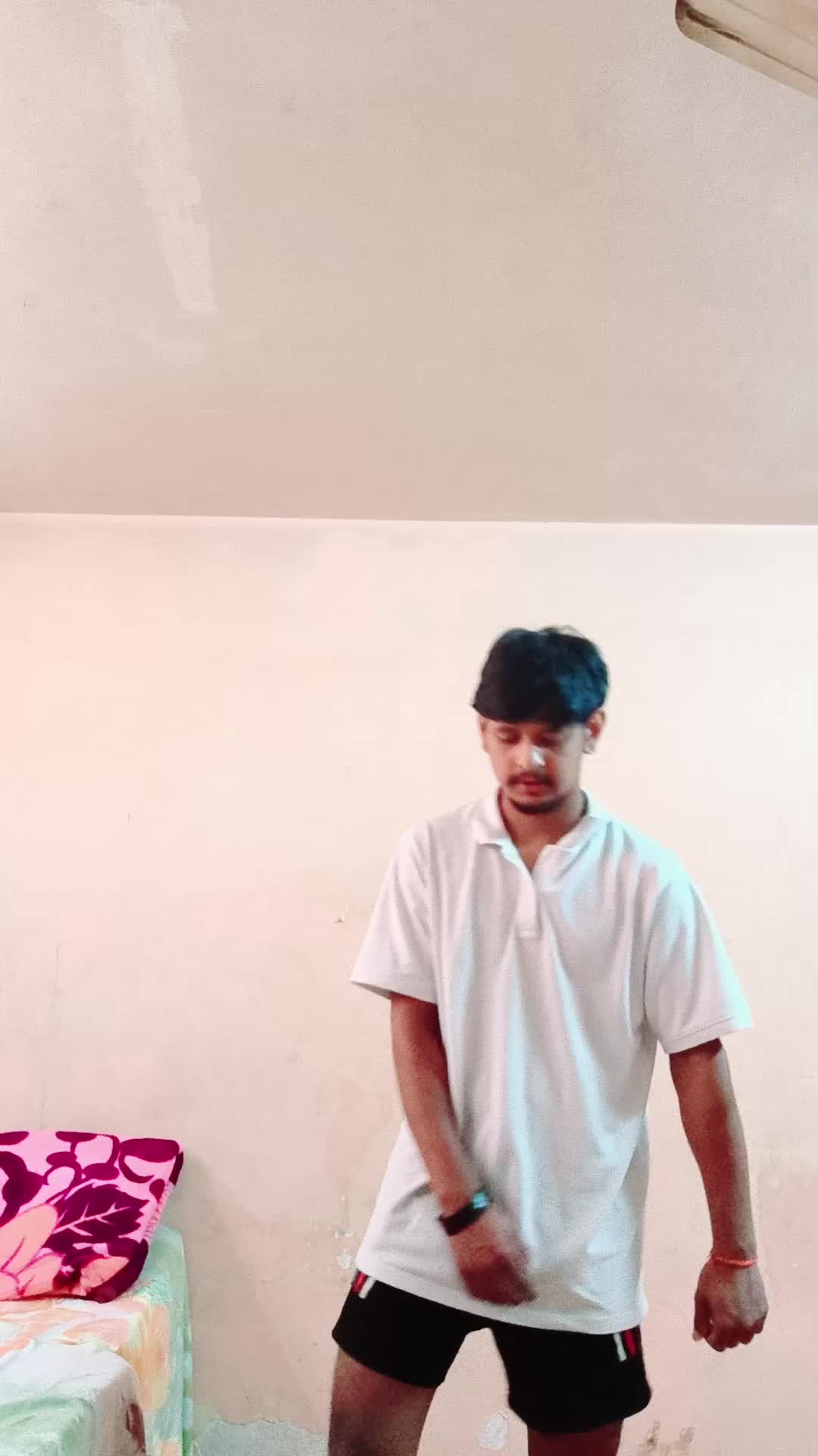 @🫂👩&zwj;❤️&zwj;👨