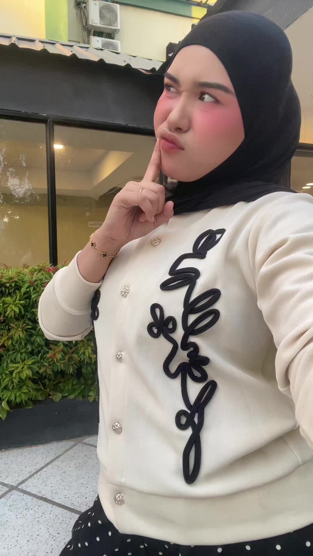 @Faniii˚✿˖°