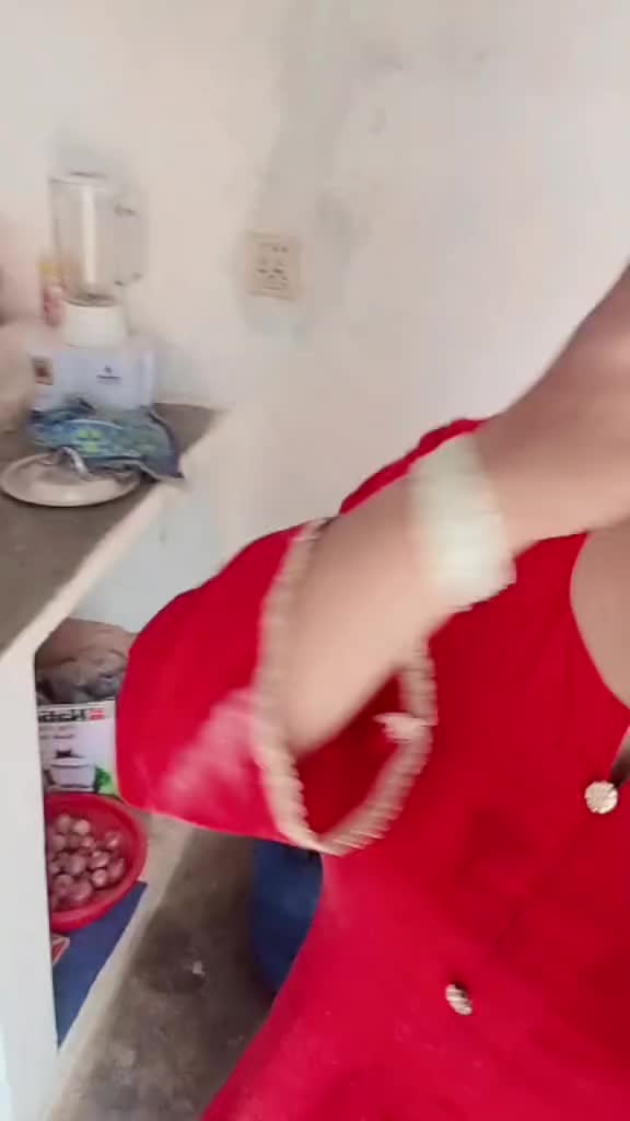 @tekhi merchi