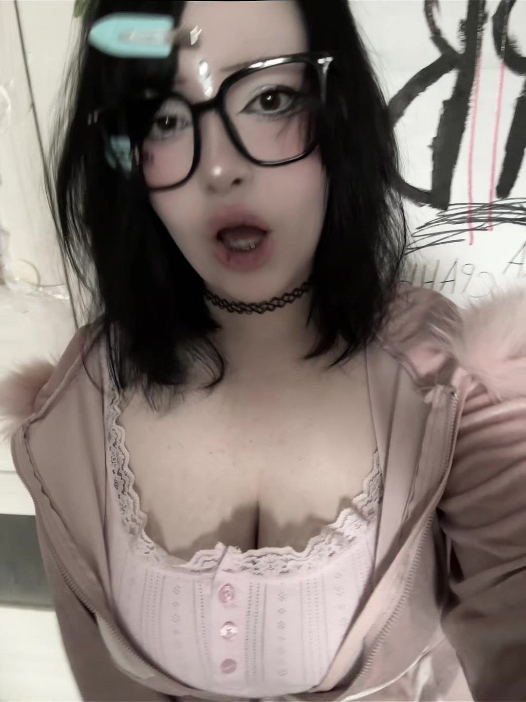 @🩵✌️