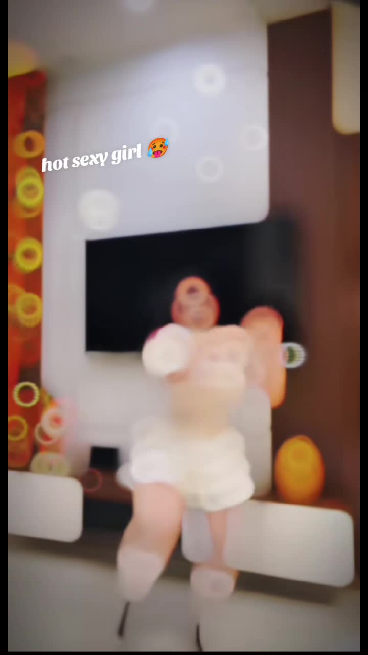@hot Zoya