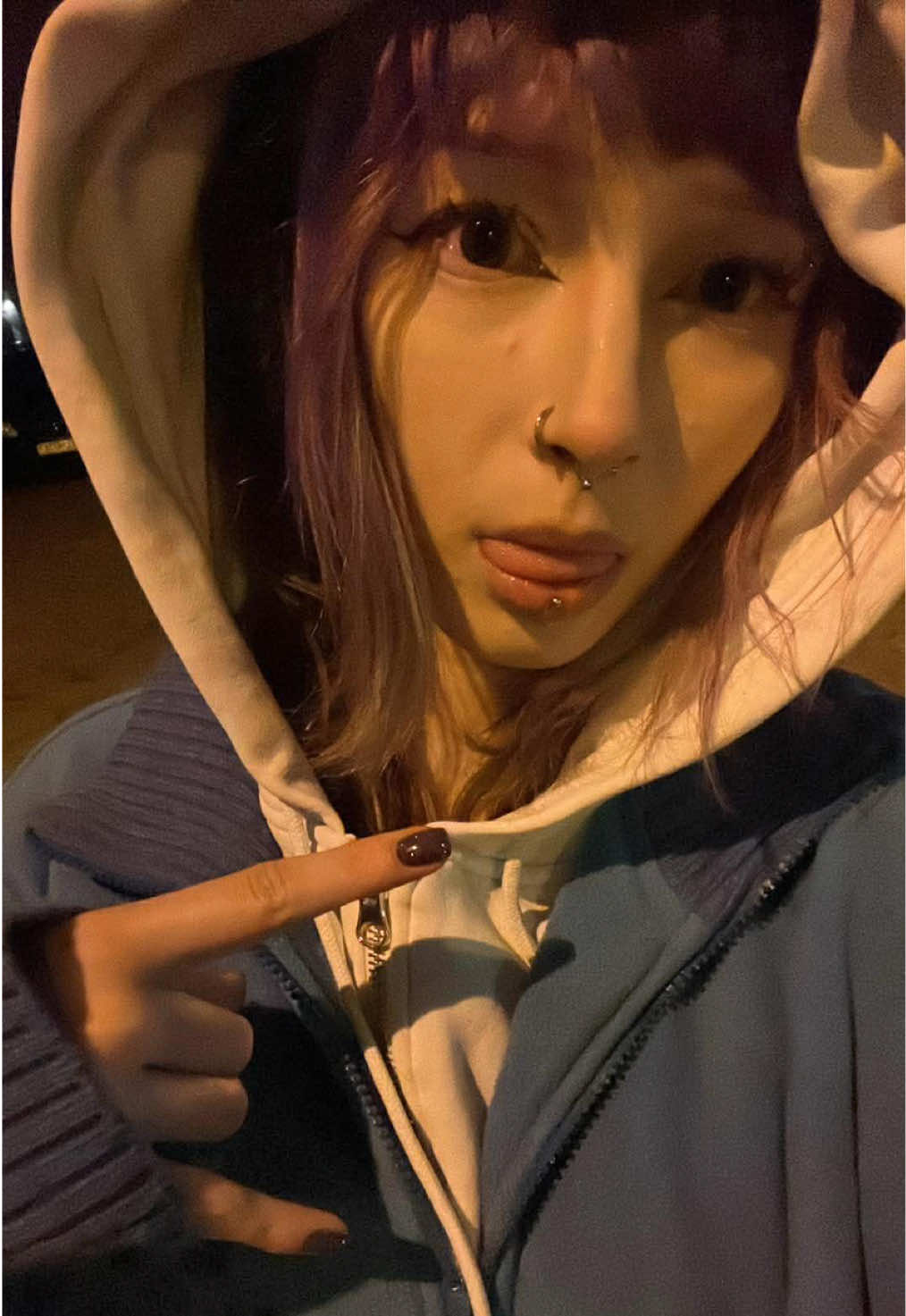 @n4d1@