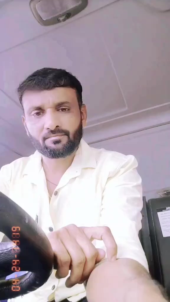 @Dil thi jamnagar  🤟