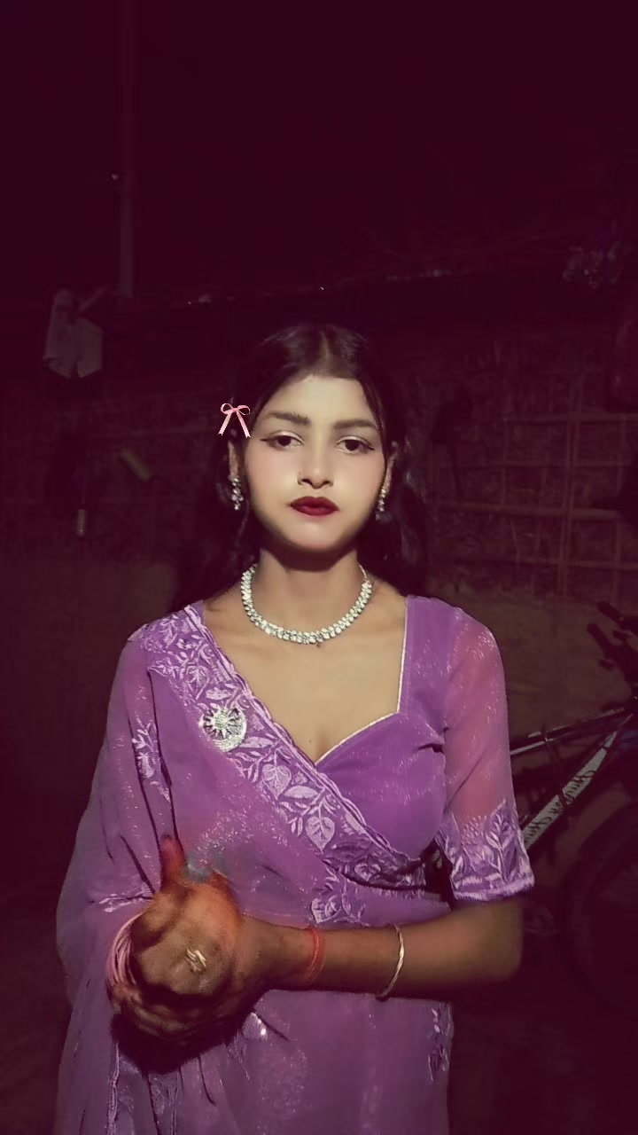 @nishu🦋🥀💫