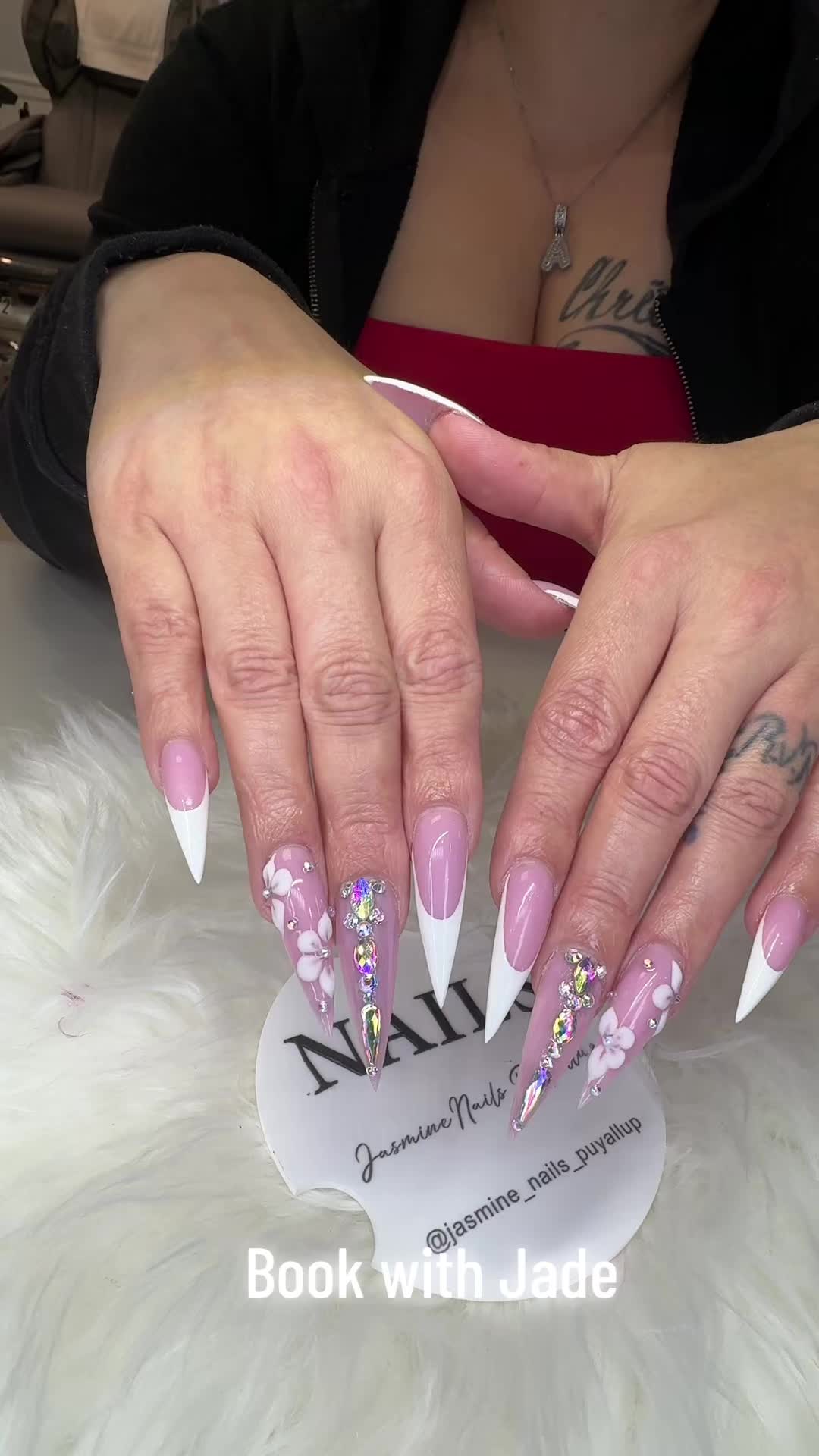 @jasminenails_puyallup