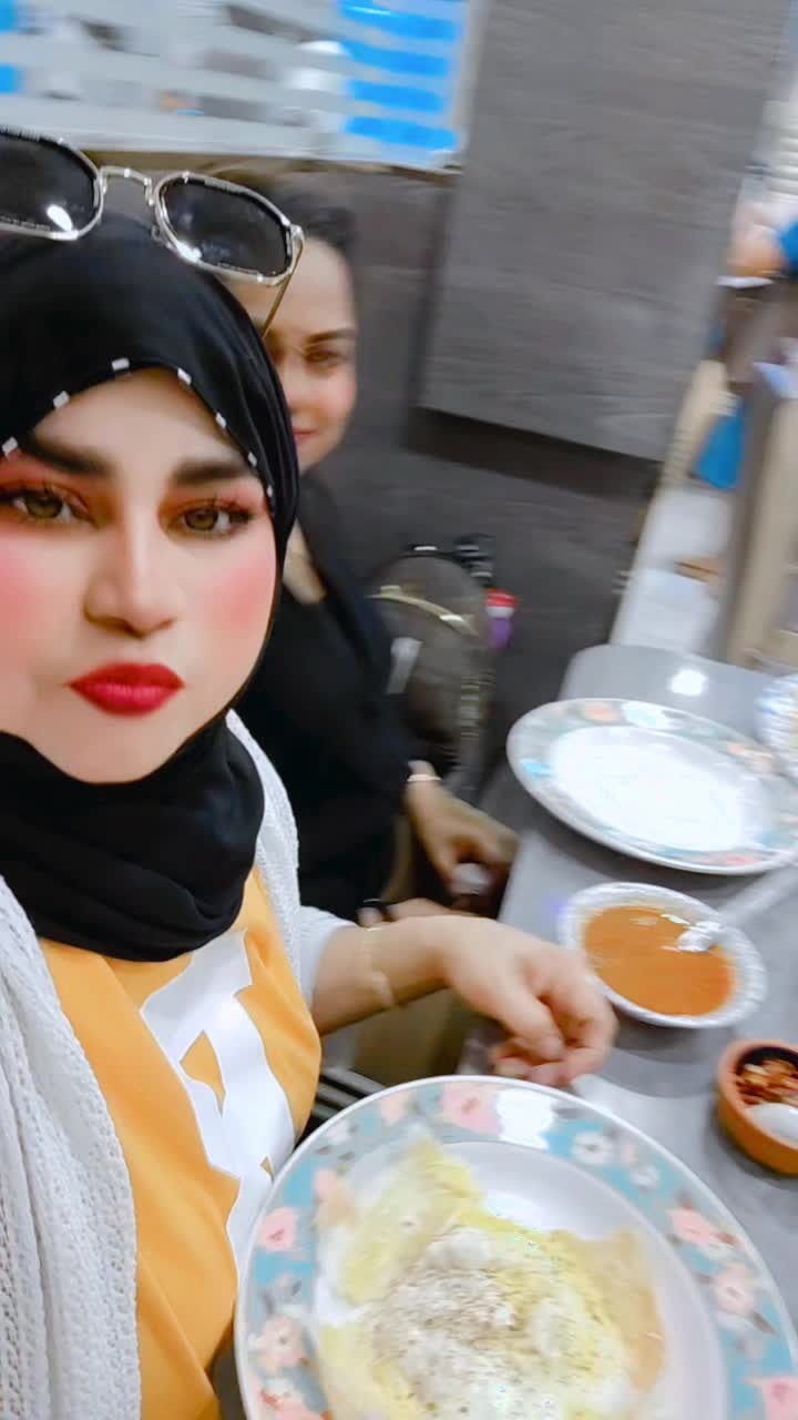 @noora Khan