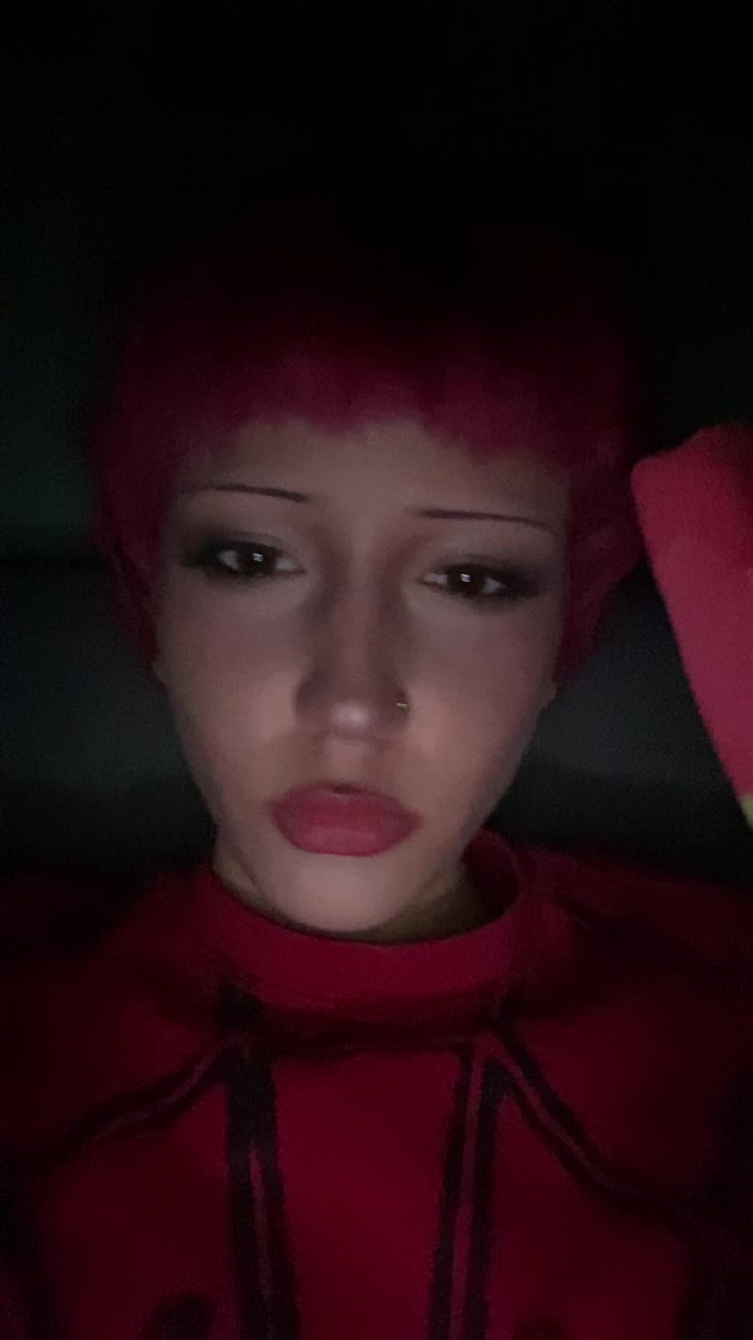 @Ishouldgotouchsomegrass