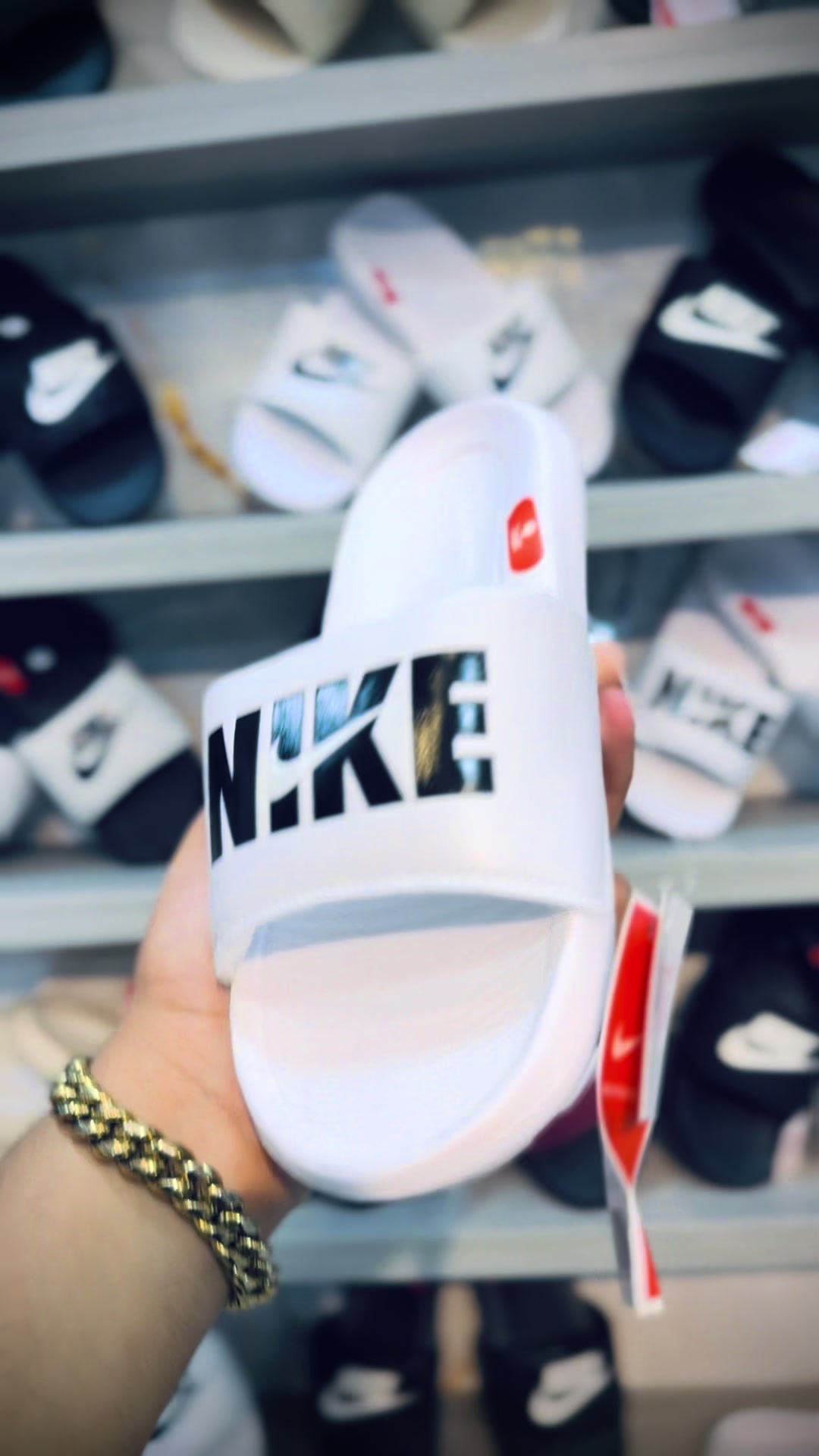 @D&H Store