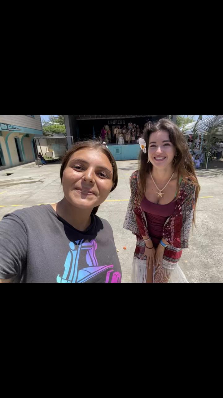 @Elizabeth pagoada