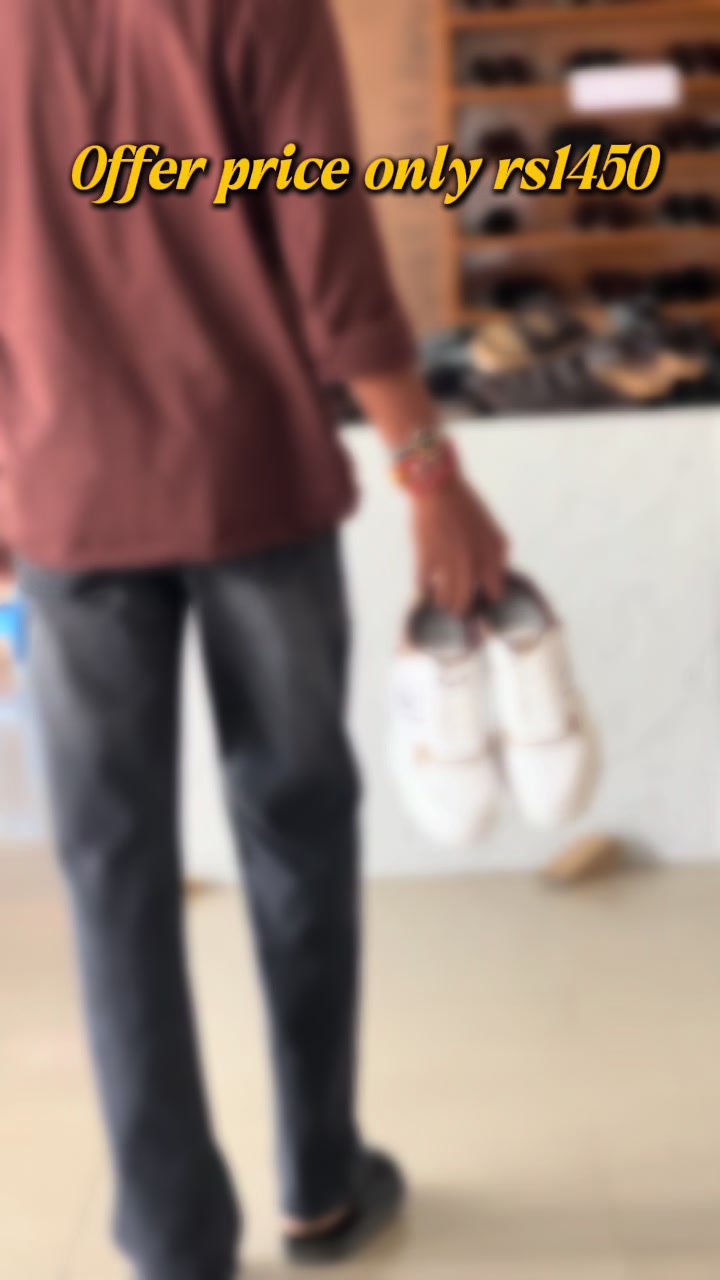 @Shoe Bank And Fashion Hunt