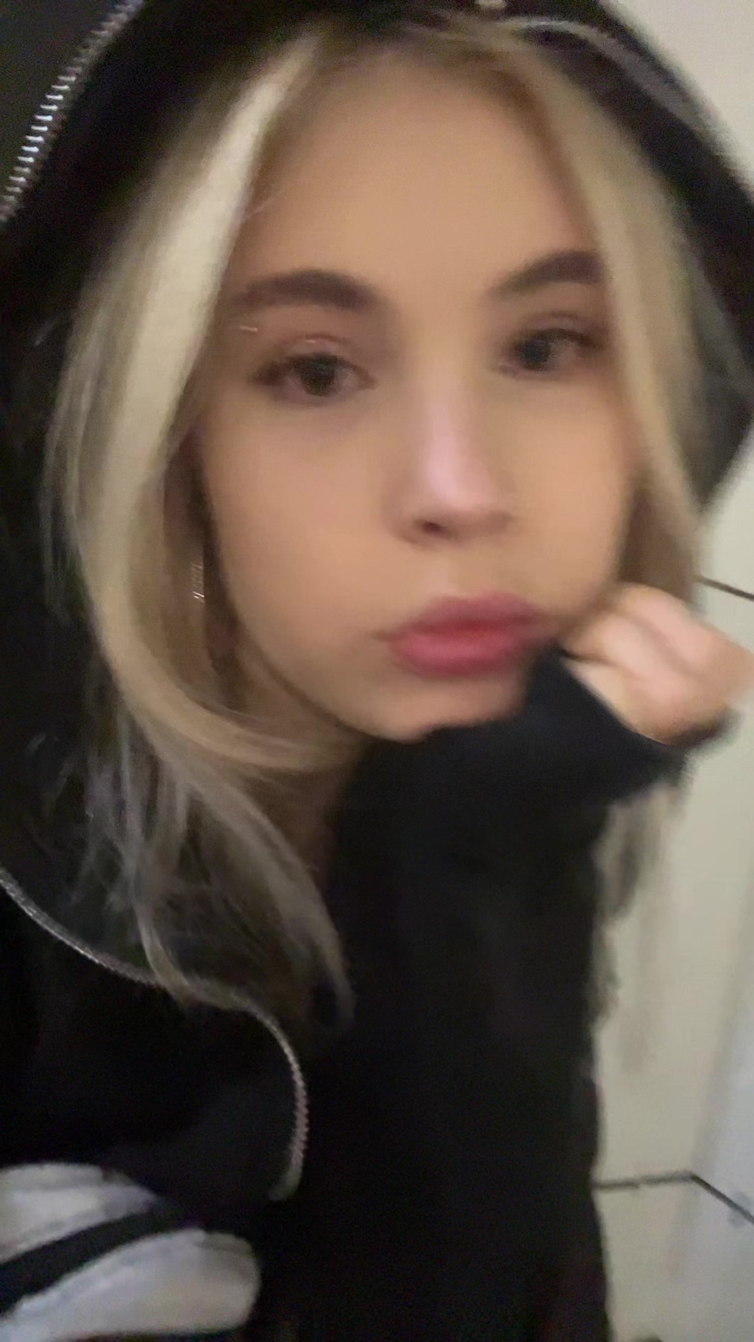@ДЕВОЧКА
