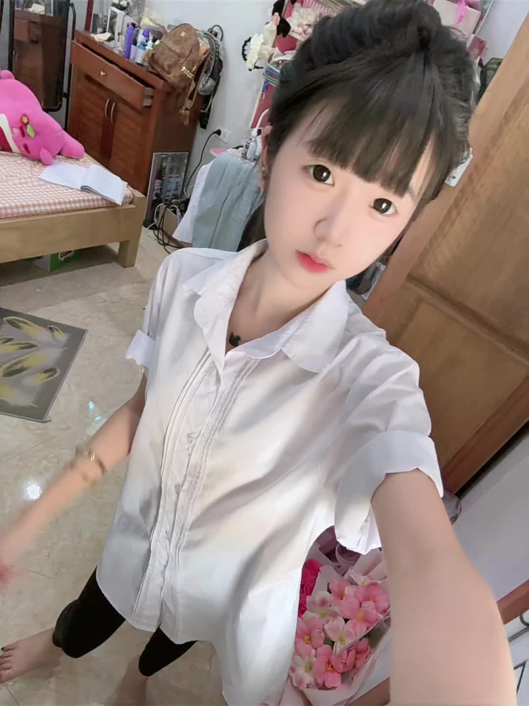 @Uyenn Dâuu🍓