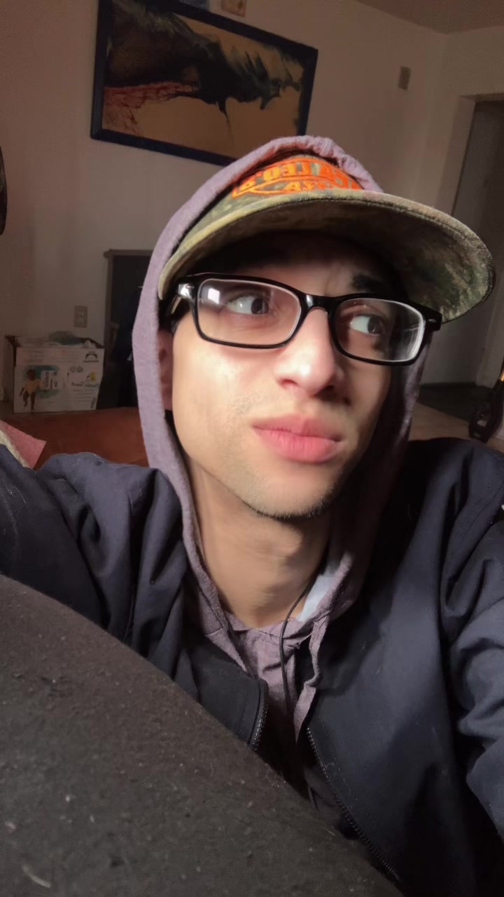 @kurtizpareja