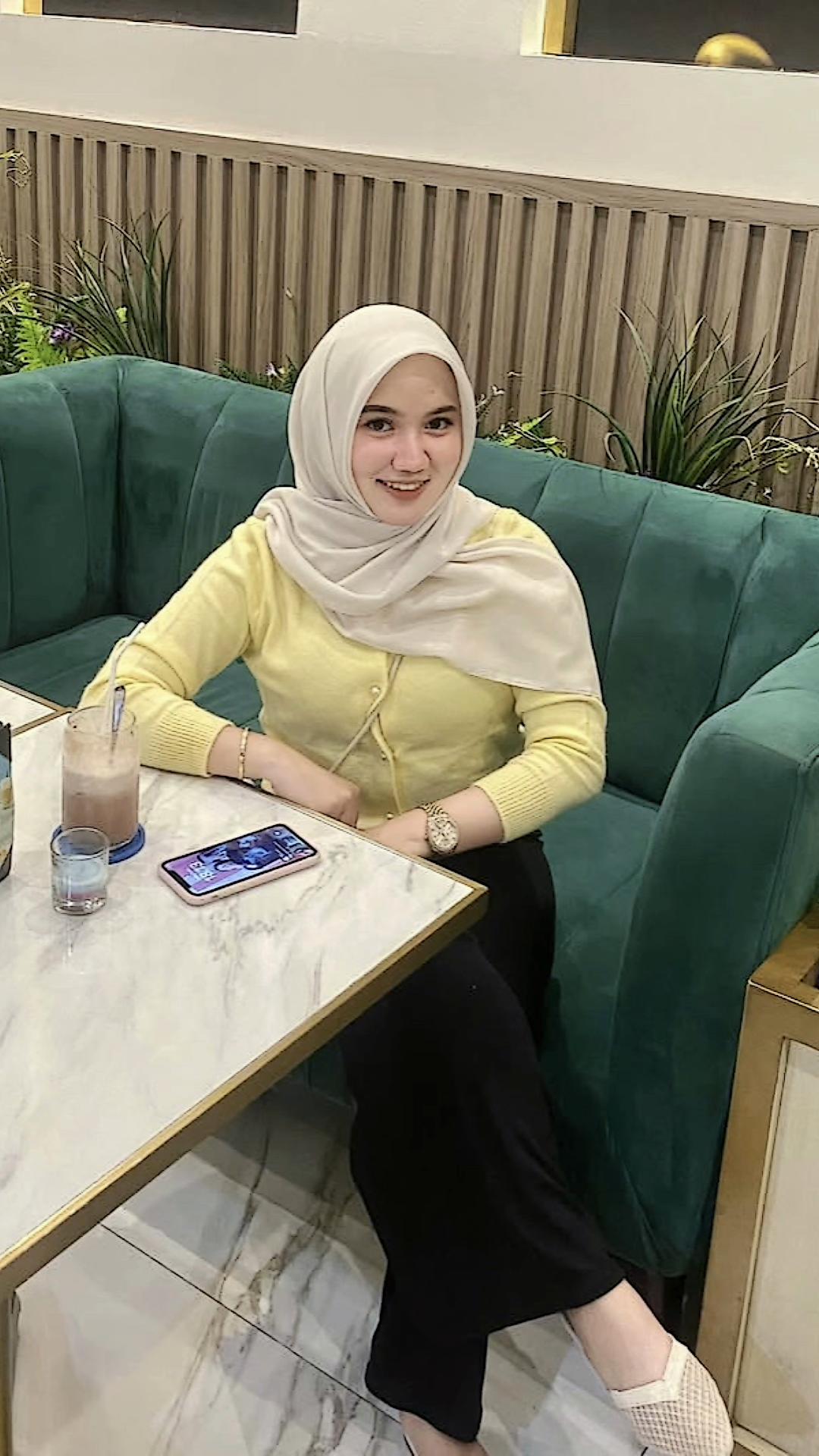 @anniputri5