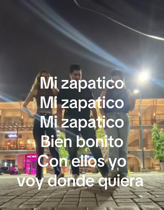 @Meylin Flores👑