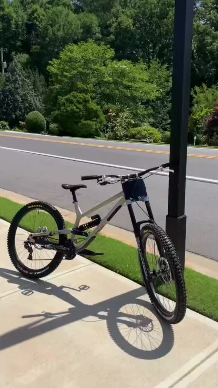 @Unknown_norwegian_mtb_rider