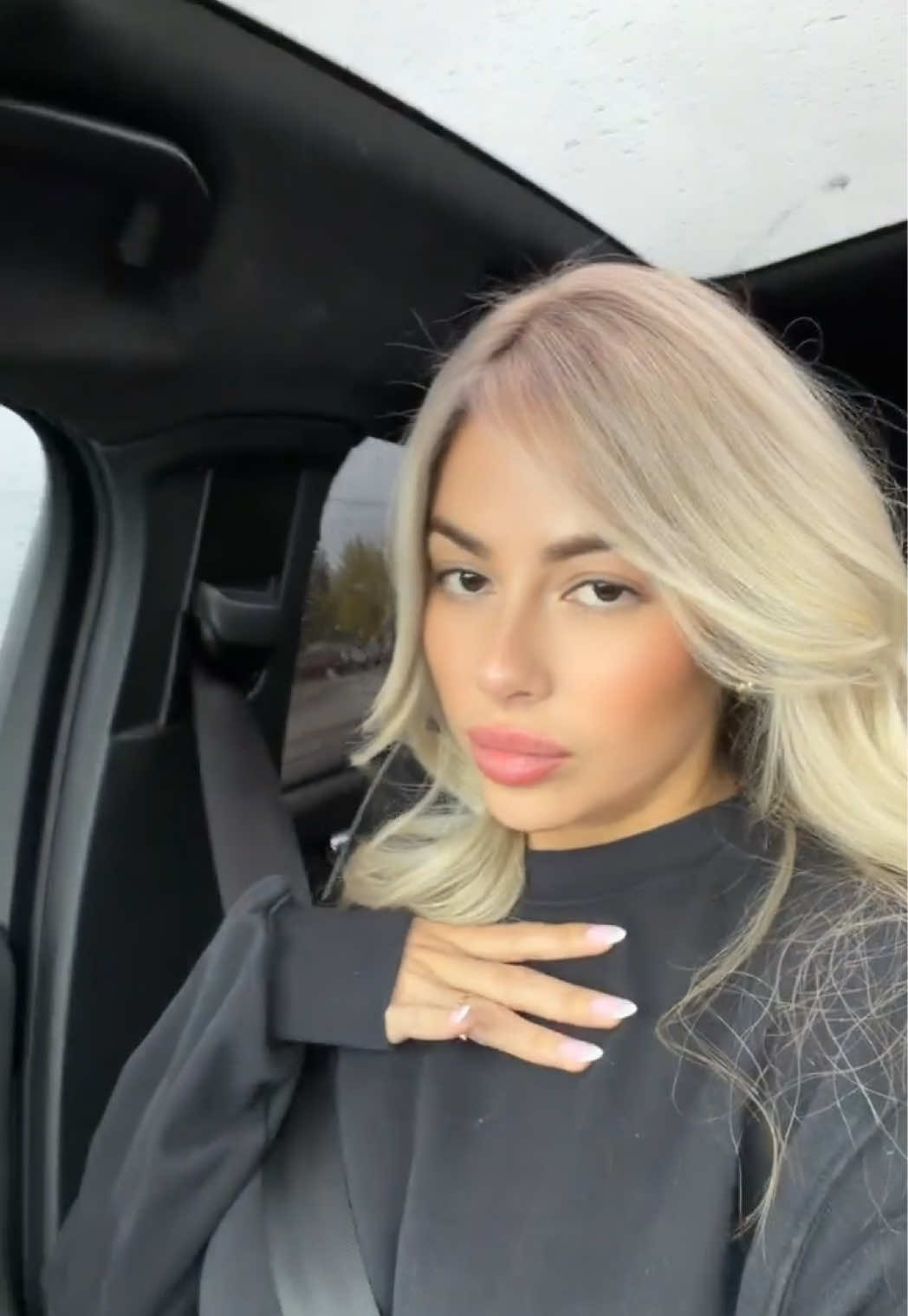 @VianeyBaee