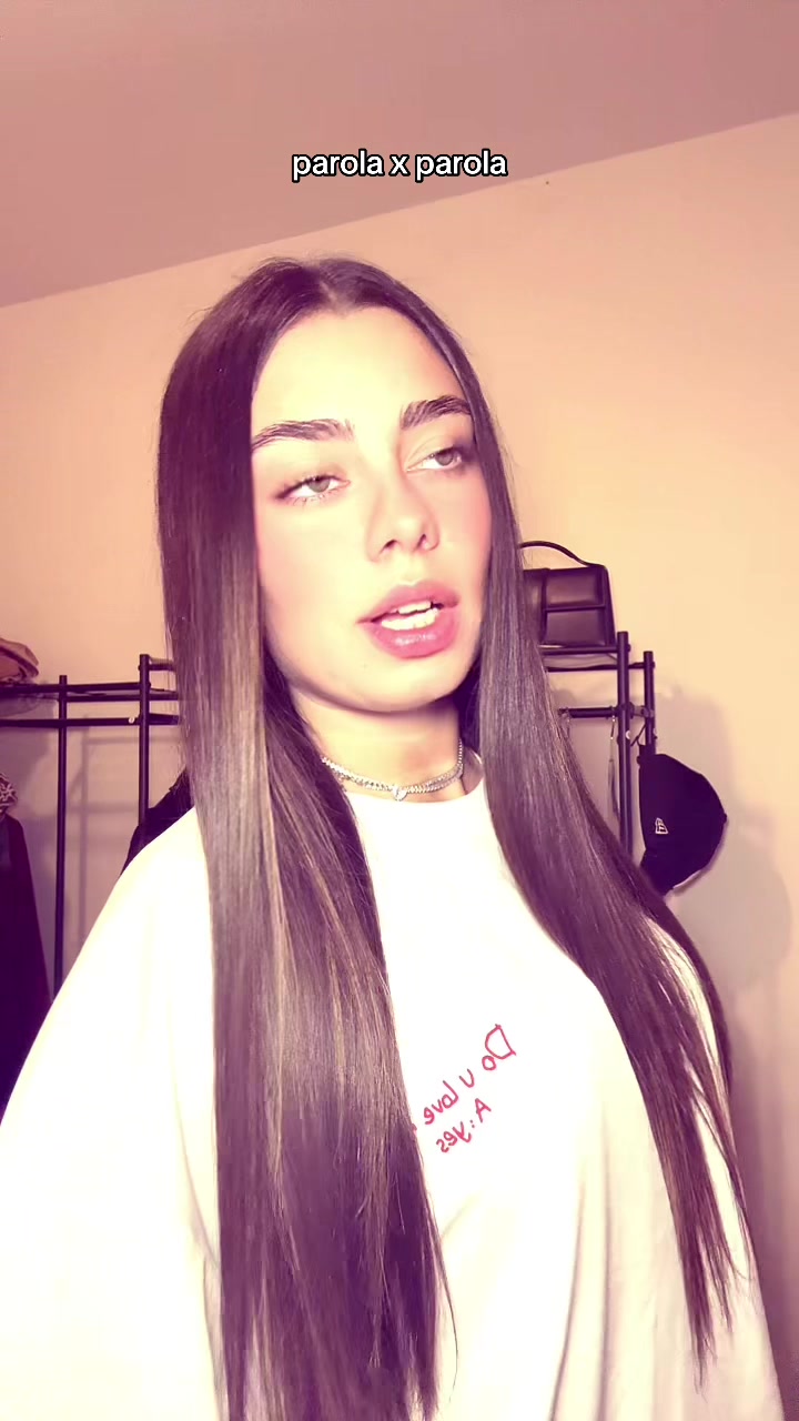 @ade👧🏻