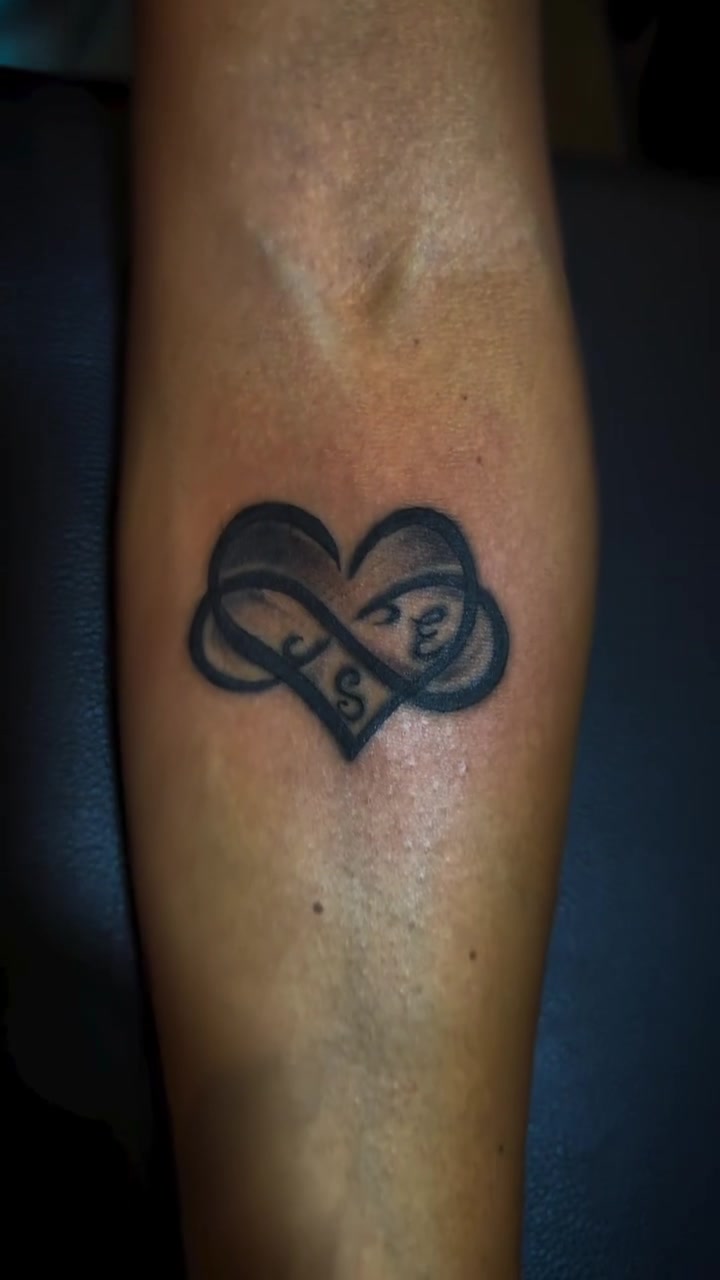 @TattooTwon