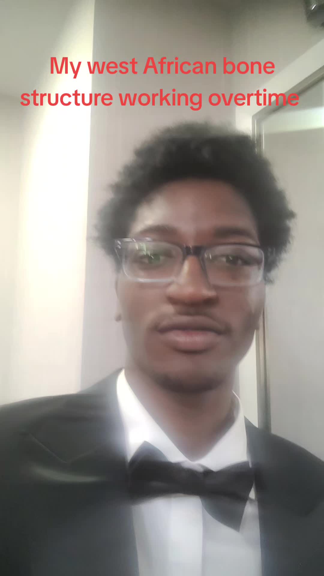 @๐
