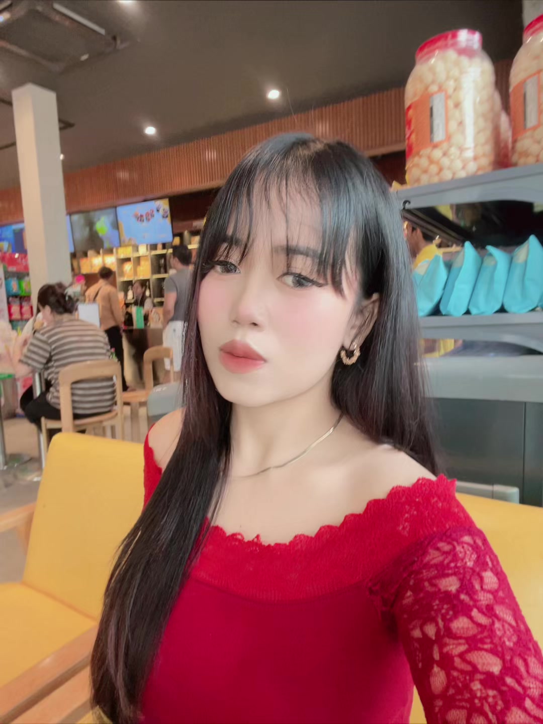 @KimHouy-គីម ហួយ💜