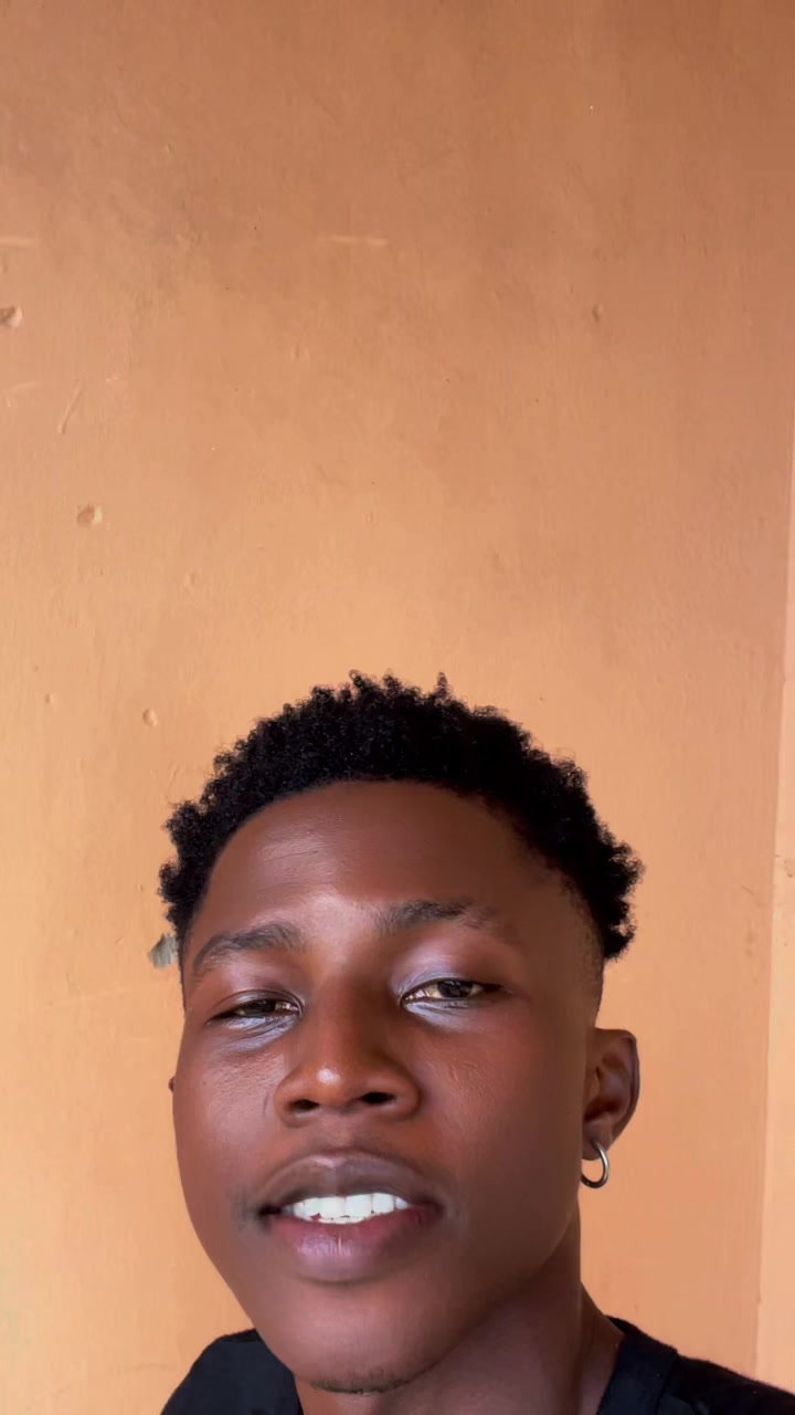@_devibe 🪖