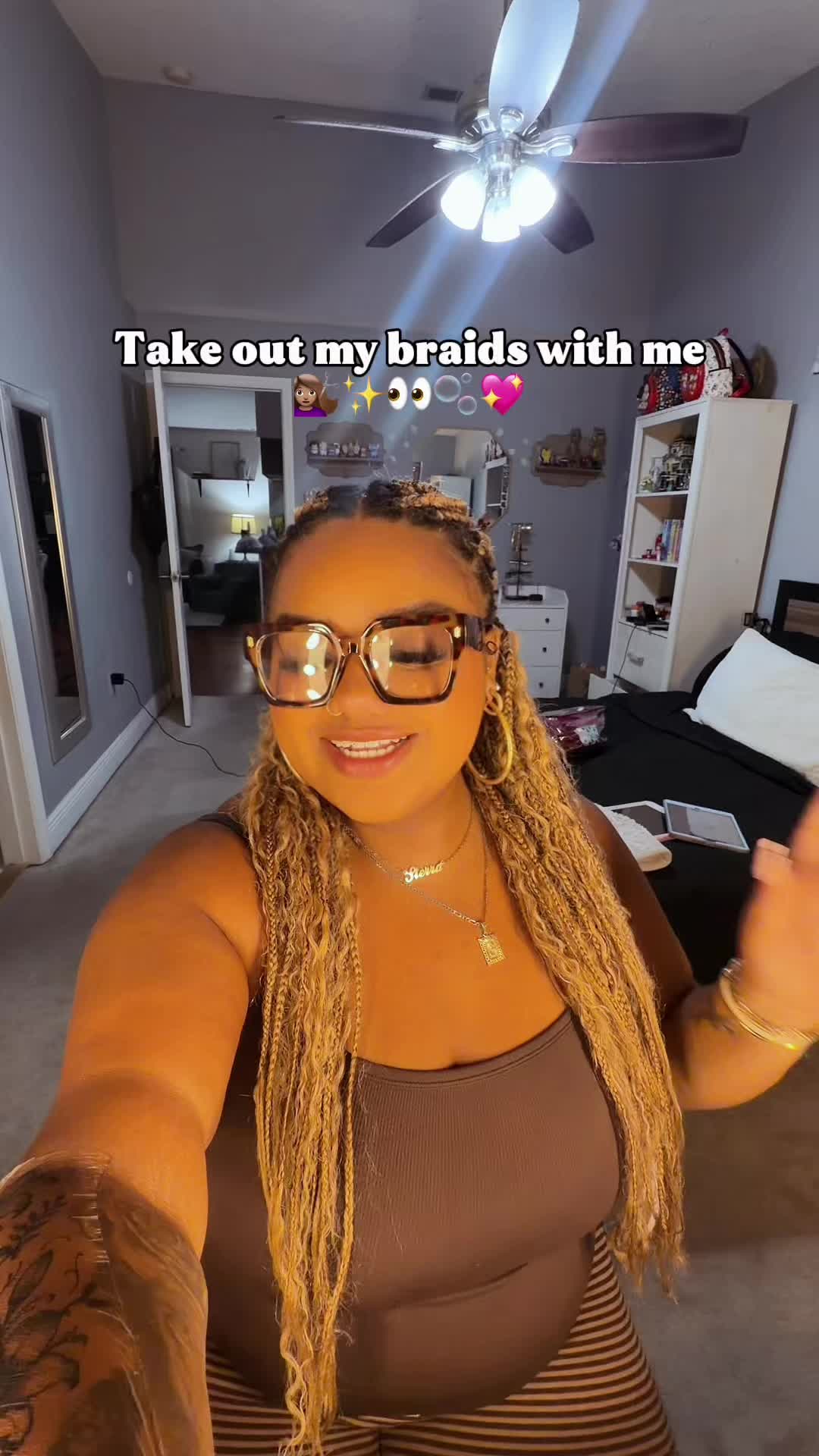 @Curlyheadsierra 💗