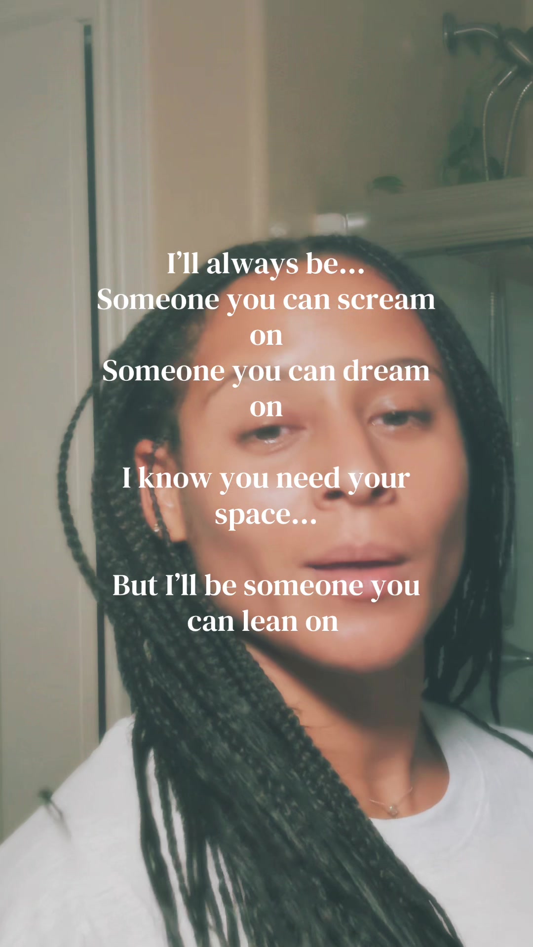 @Chellylashun