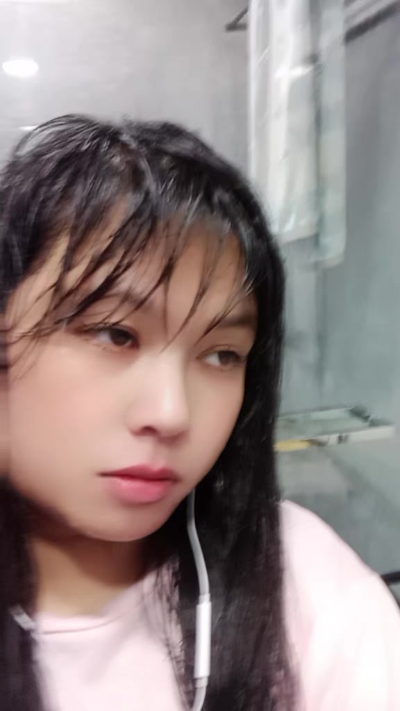 @Ayu