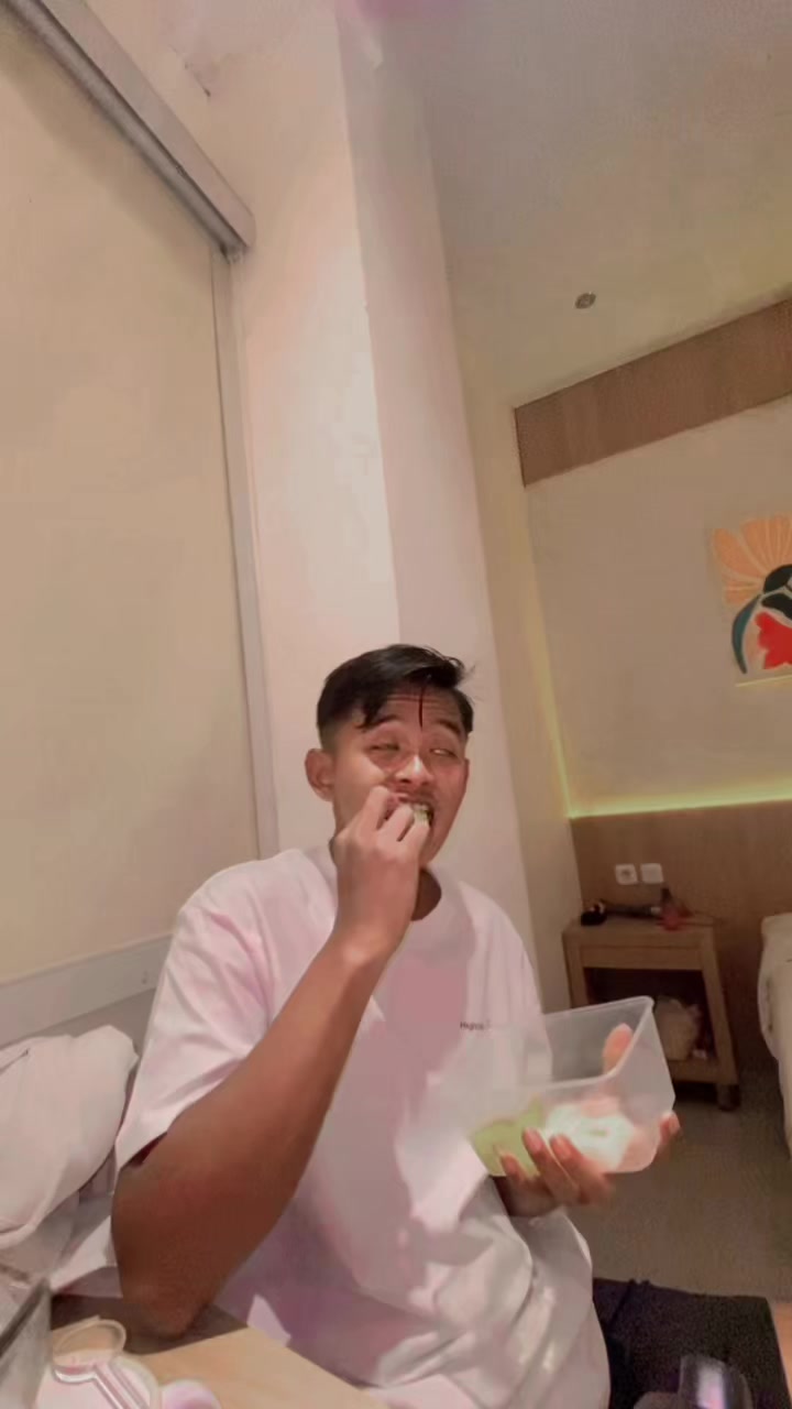@𝘼𝙍🫥
