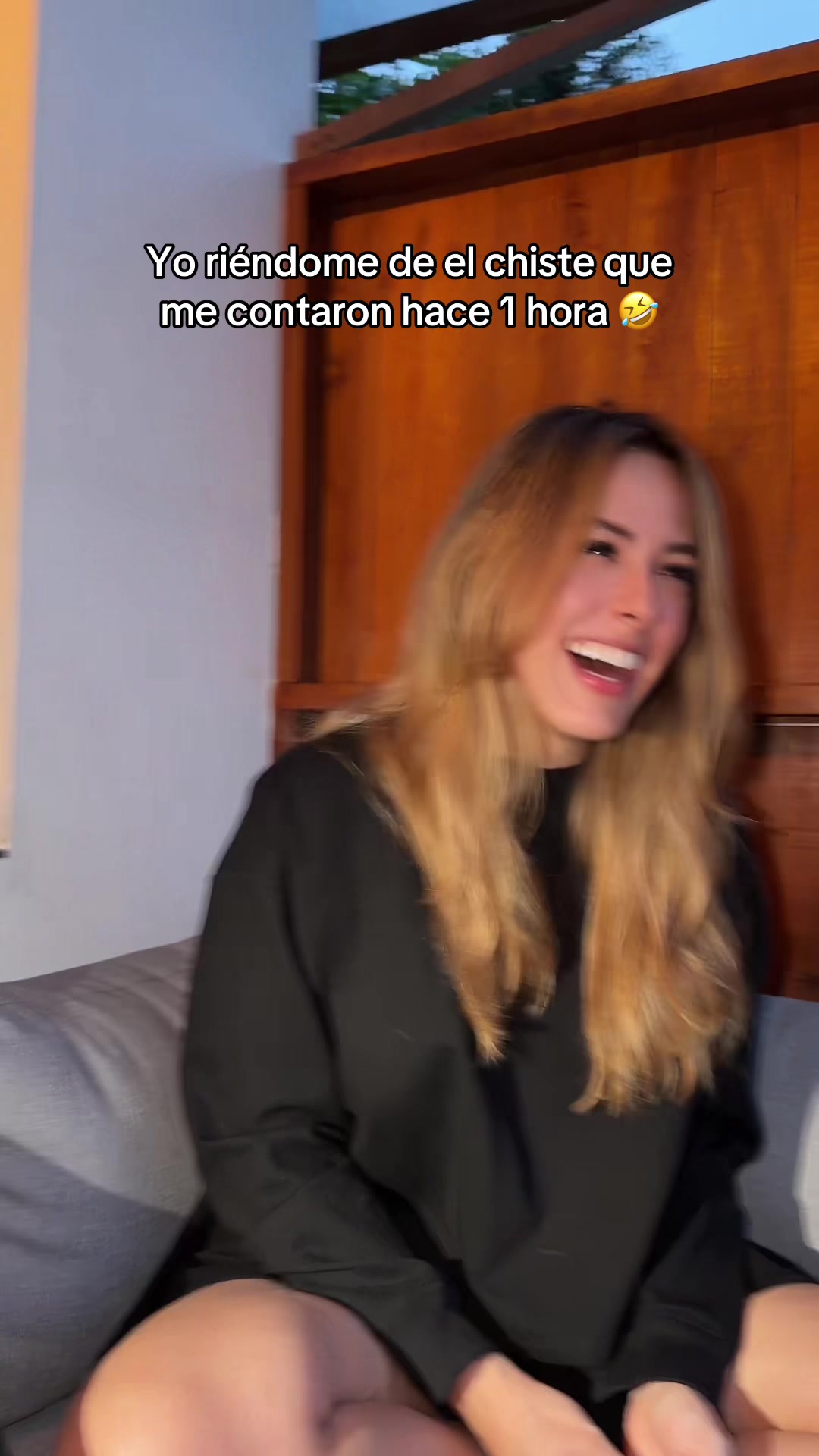 @🦅⃤𝑴𝑬𝑳𝑰 🎩