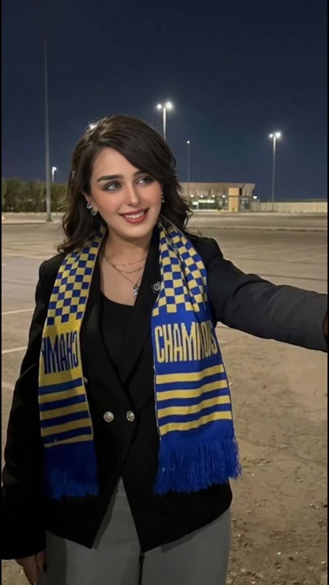 @من جهات اتصالك