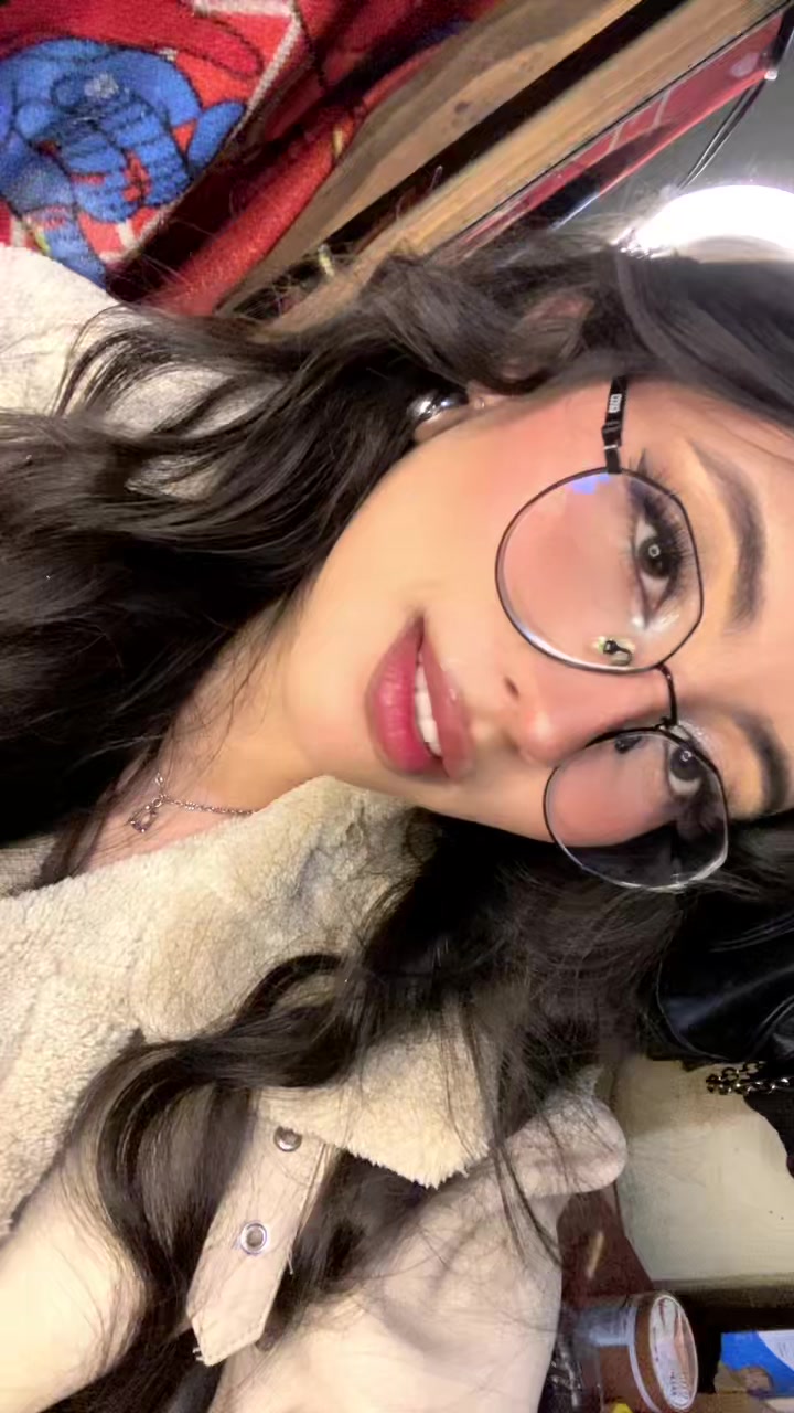 @Ashley Bravo🍒